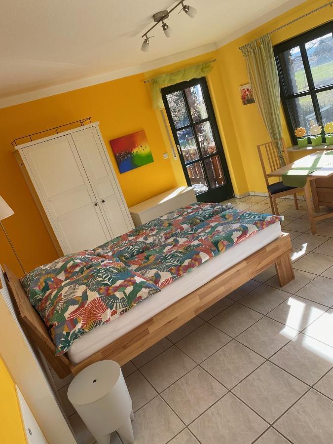 Ferienwohnung auf dem Kutzenberg Meckenheim  Exterior foto
